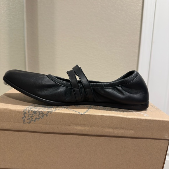 Free People Black Leather Buckle Flats - Gemini Ballet Flat - Picture 3 of 9
